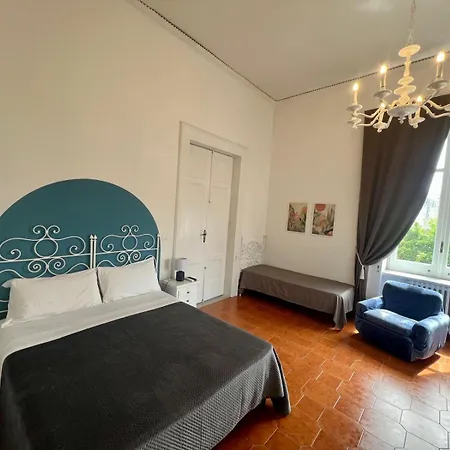 Palazzo Bonaventura 1906 Frühstückspension Forio di Ischia