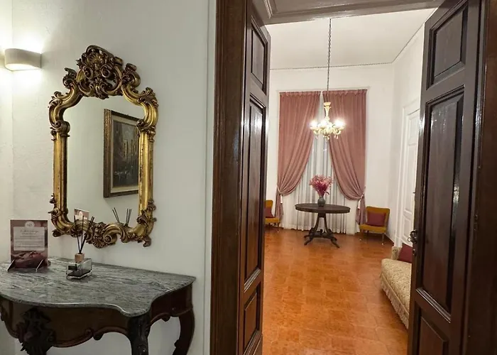 Palazzo Bonaventura 1906 Frühstückspension Forio di Ischia